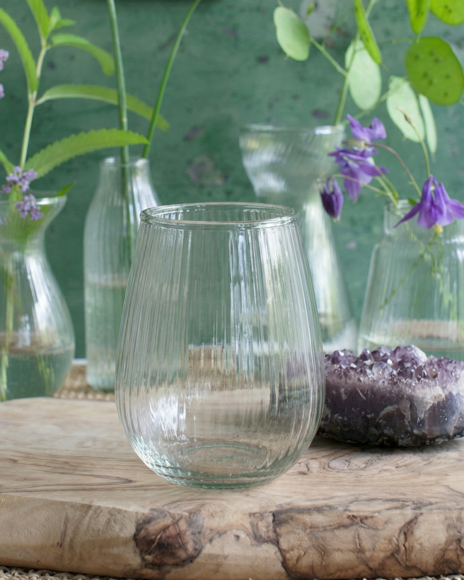 Kleine runde gerippte Glasvase – Handgeblasenes organisches Design – Weldaad Authentic Interior