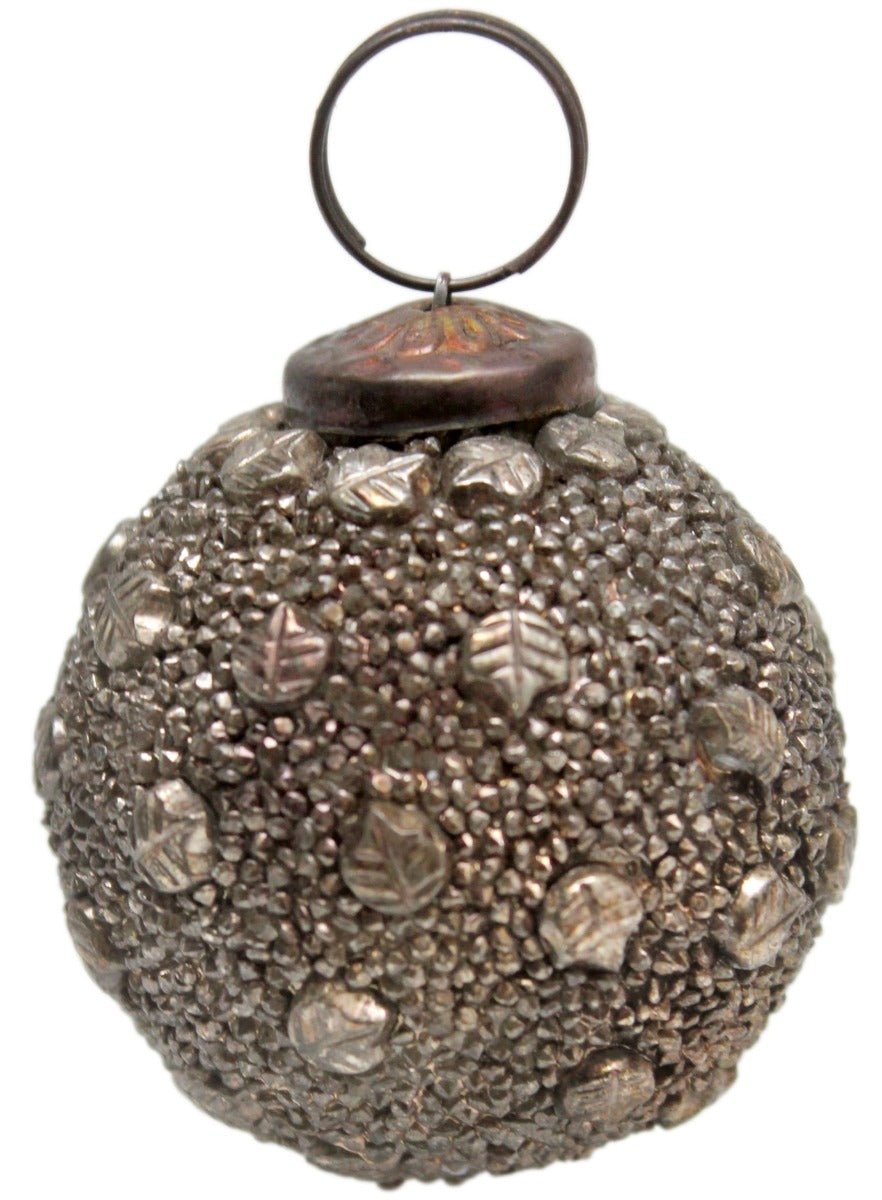Christmas bauble leaf pattern