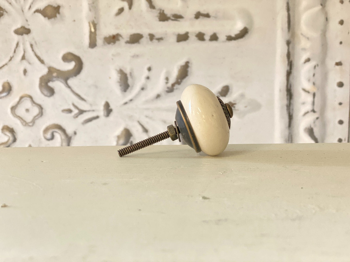 Ceramic Knob Off White