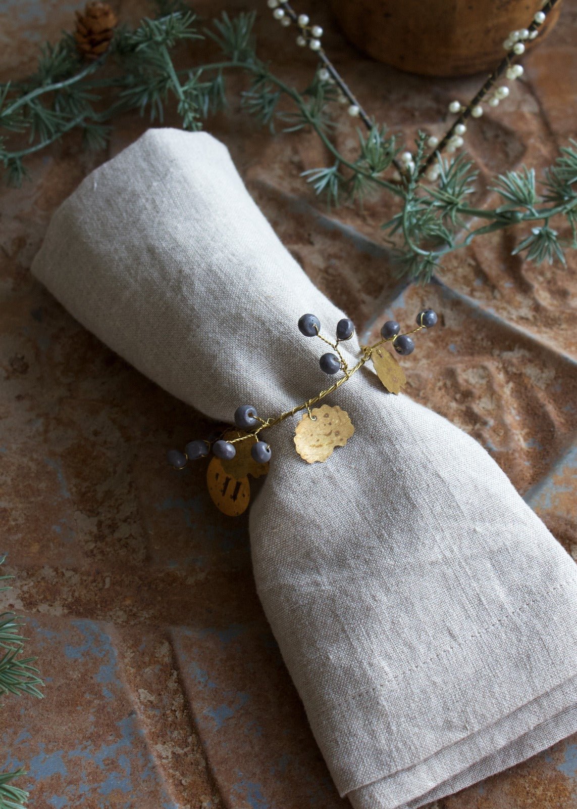 Napkin ring black wooden bead