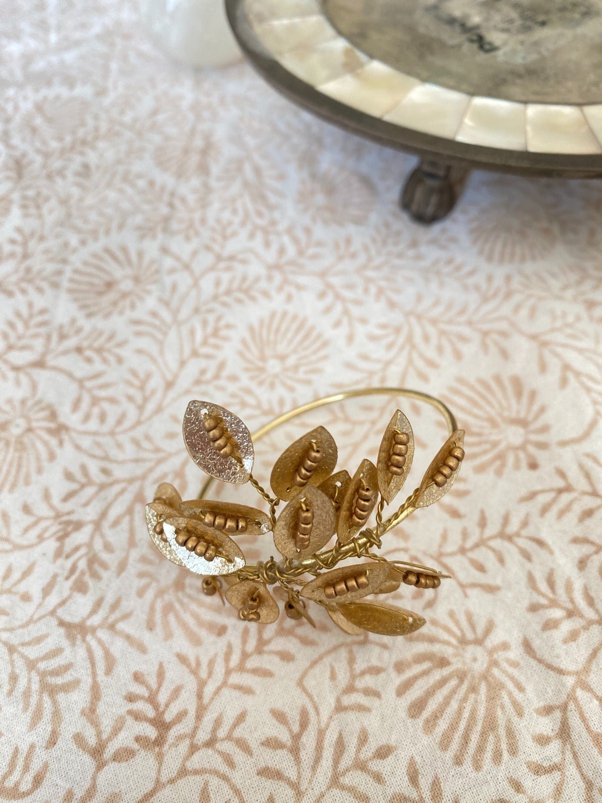 Napkin ring champagne