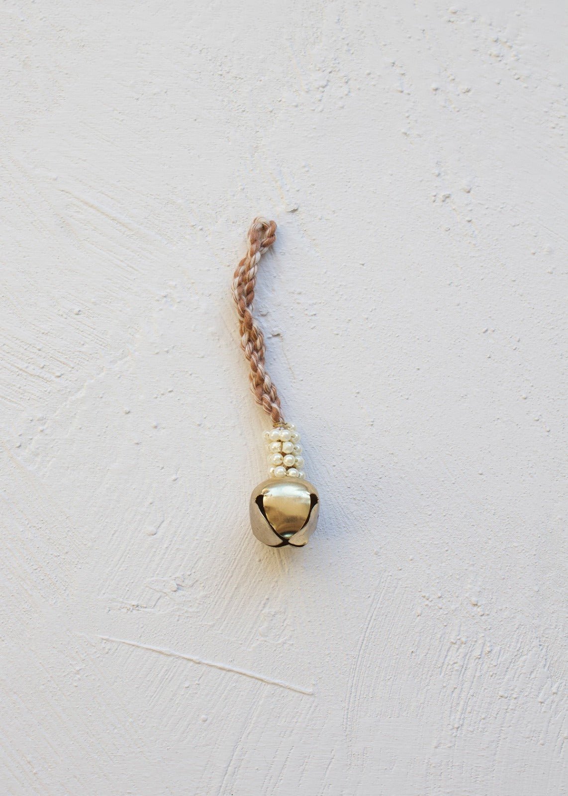 Round bell pearl