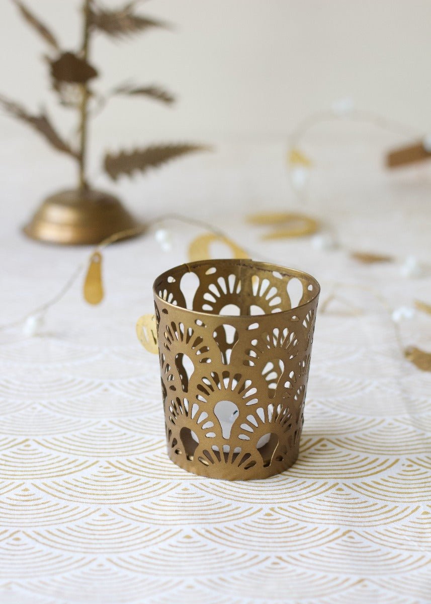 Tealight hand-cut metal