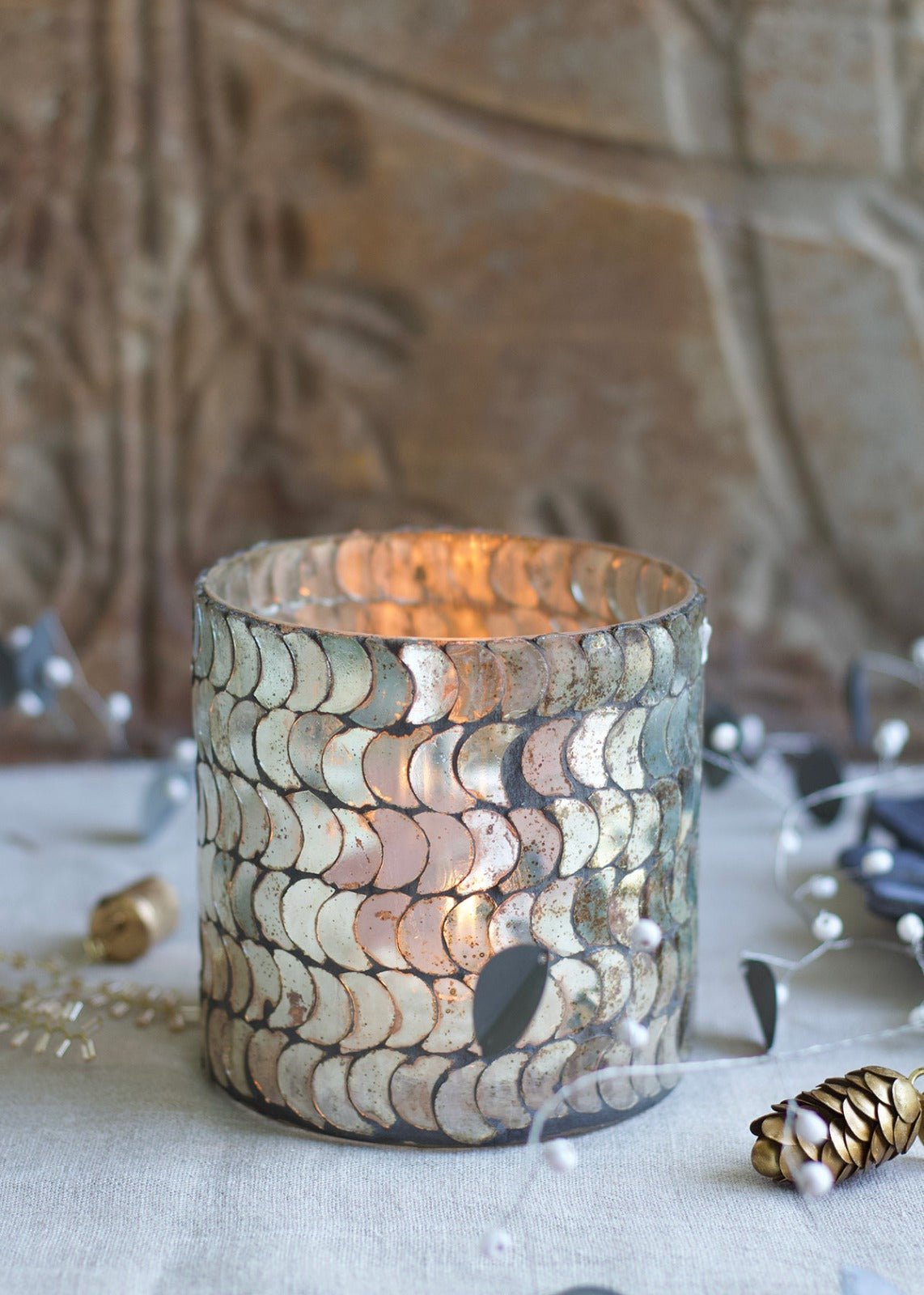 Tealight mirror-glass mosaic