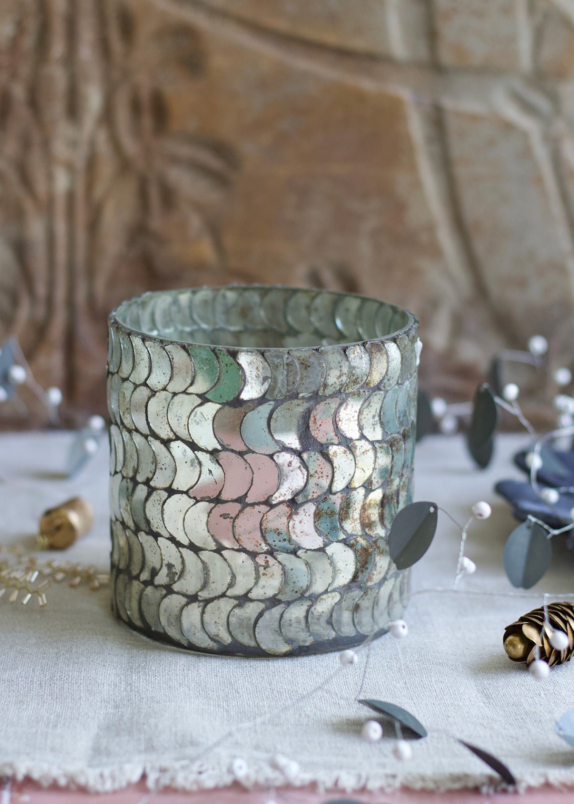 Tealight mirror-glass mosaic