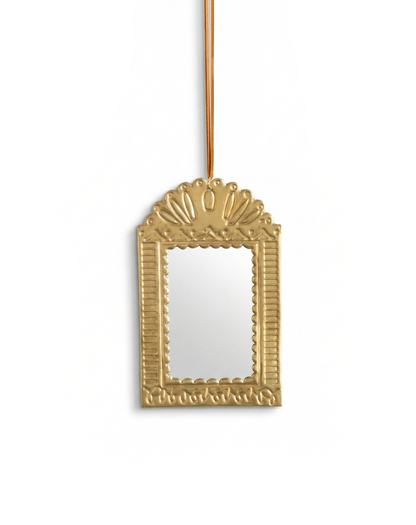 Henna Mirror