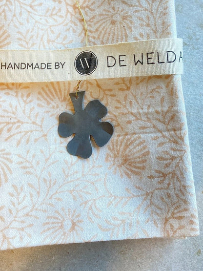10 Clover Tags