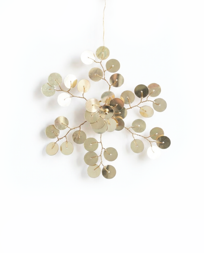 Goudkleurig sneeuwvlok ornament