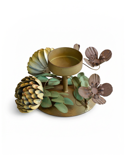 Tealight holder brass flower