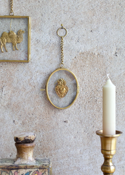 Oval Hanging Frame