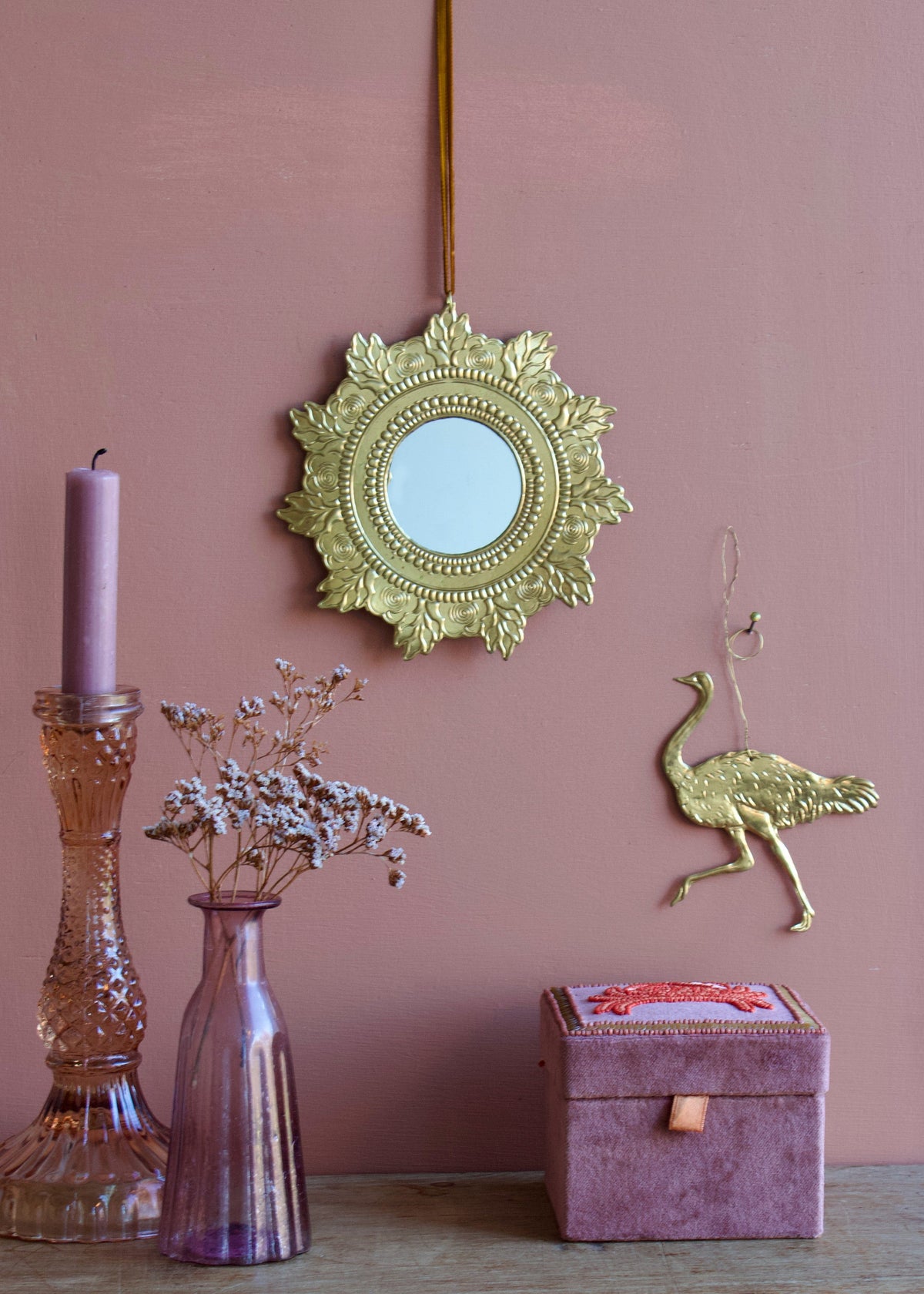Henna Mirror