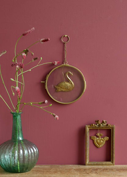 Round Hanging Photo Frame