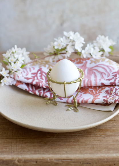 Walking egg holder