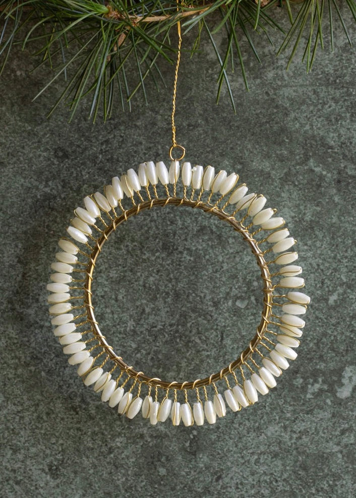Perlen-Reifen-Ornament