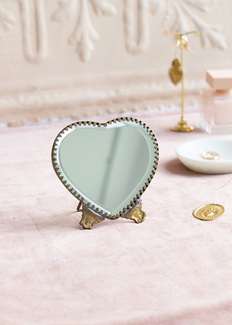 Table mirror heart