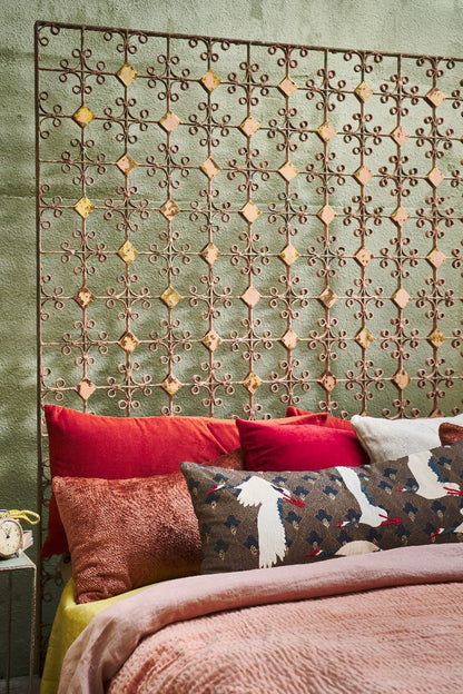Art-déco-Kissen mit Kranichmotiv