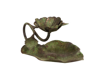 Candle holder leaf