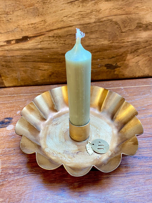 Candle holder