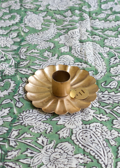 Candle holder