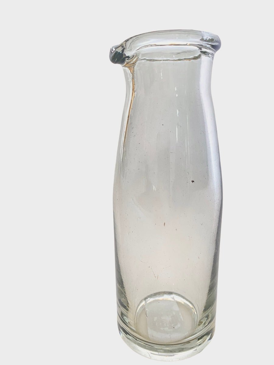 Carafe en verre transparent