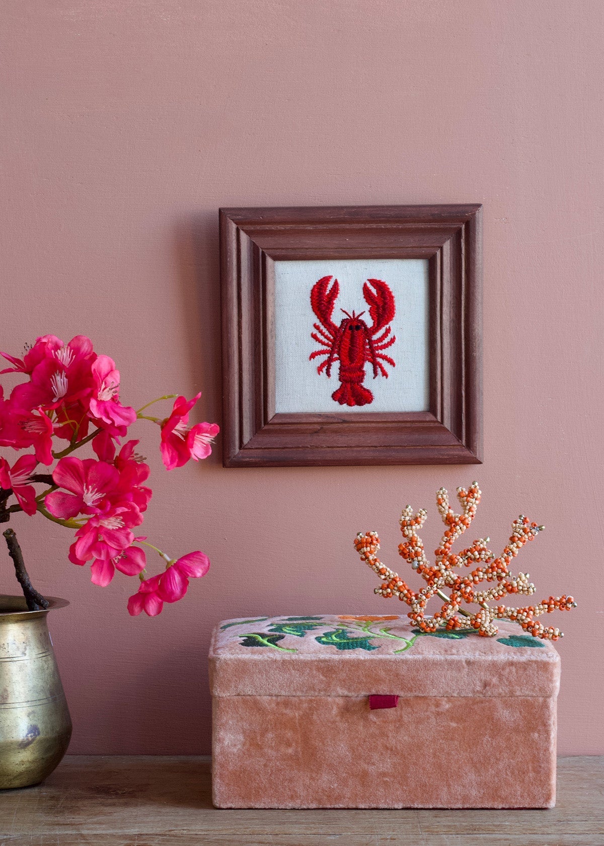 Embroidery Frame Lobster
