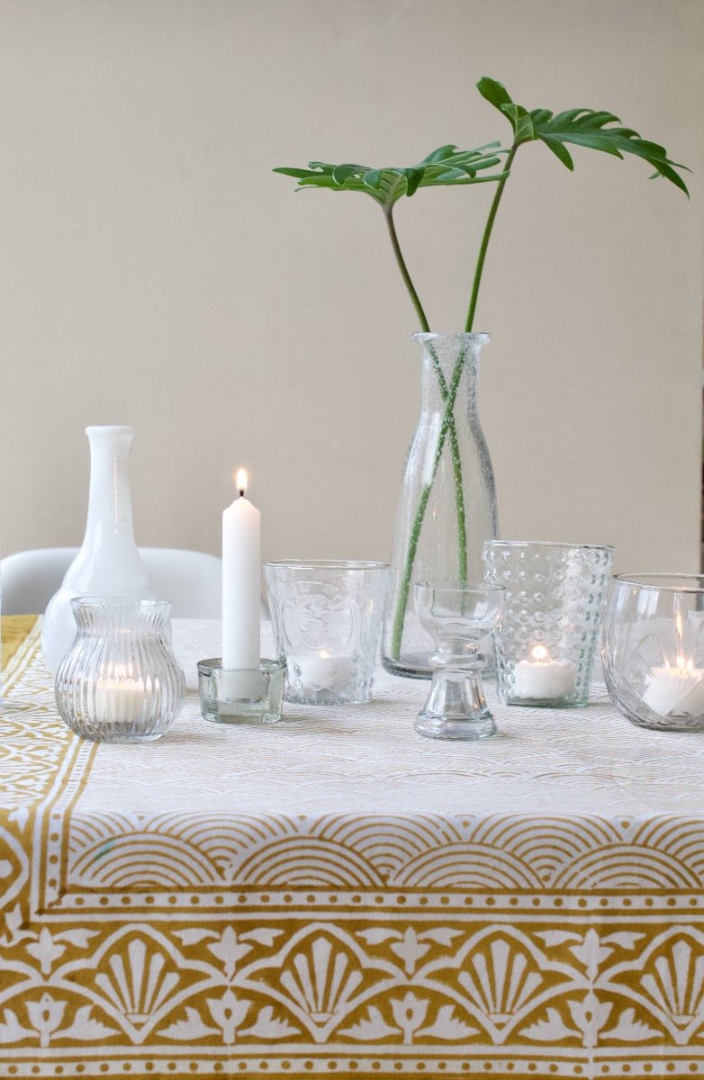 Glas met fleur-de-lis