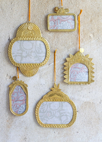 Horizontal Rectangular Ex-Voto Photo Frame