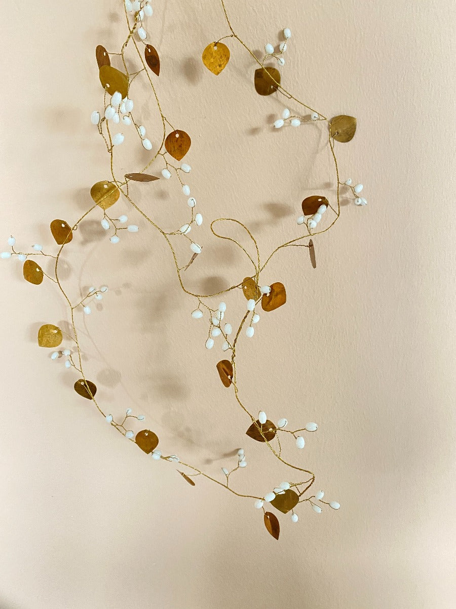 Garland Leafs And Pearls