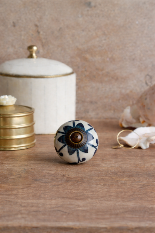 Ceramic Knob Black Flower
