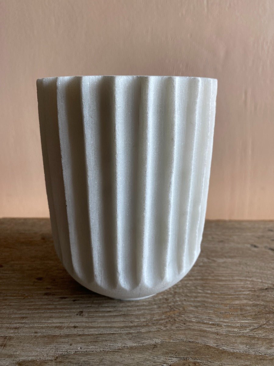 Marble vase striped