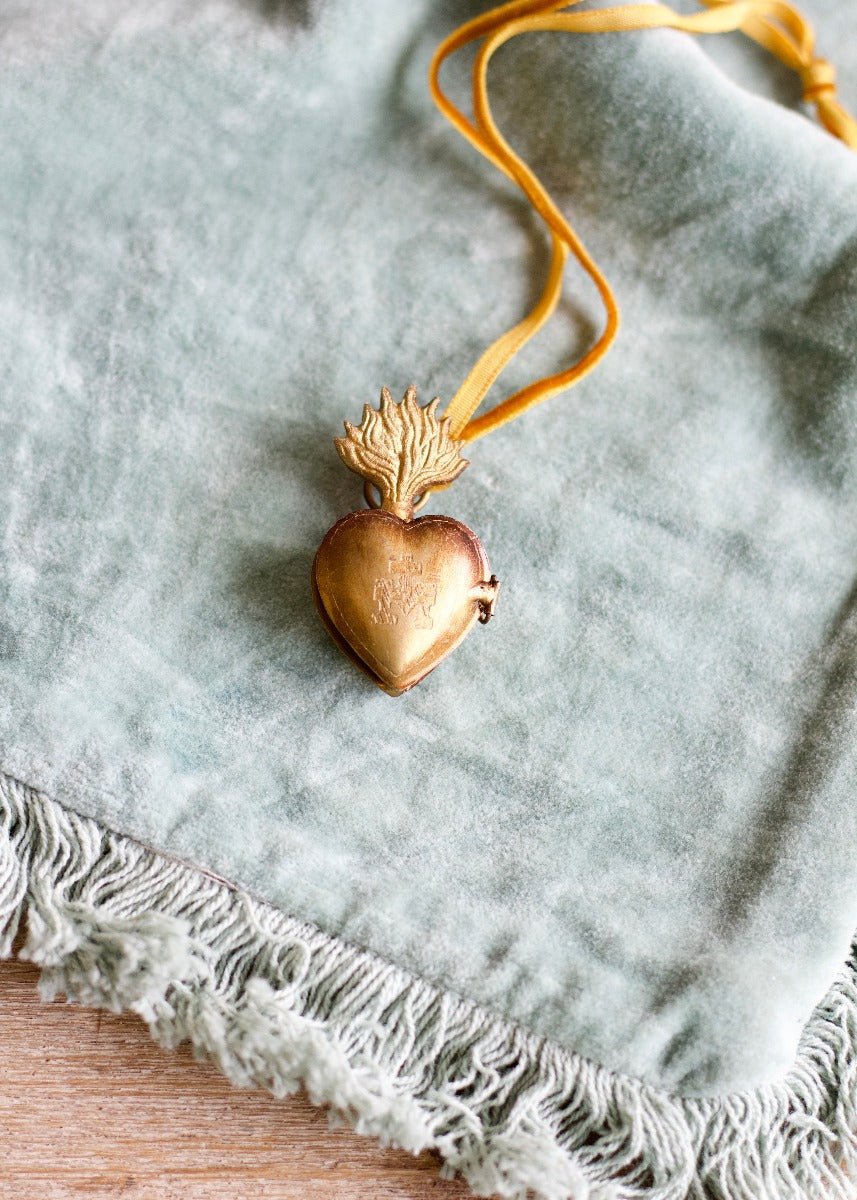Mini sacred heart