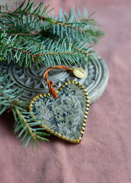 Mirror ornament heart