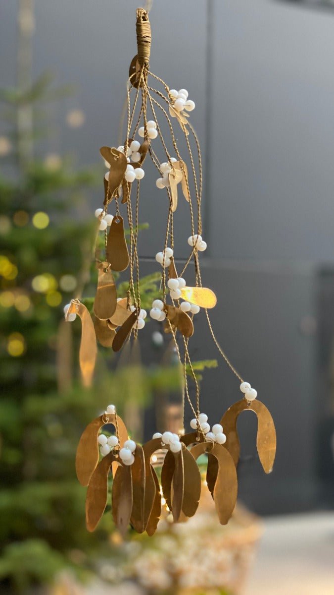 Mistletoe gold