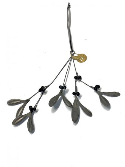 Mistletoe zinc