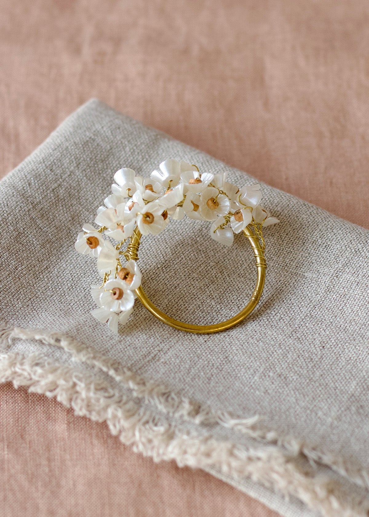 Napkin Ring Almond Blossom