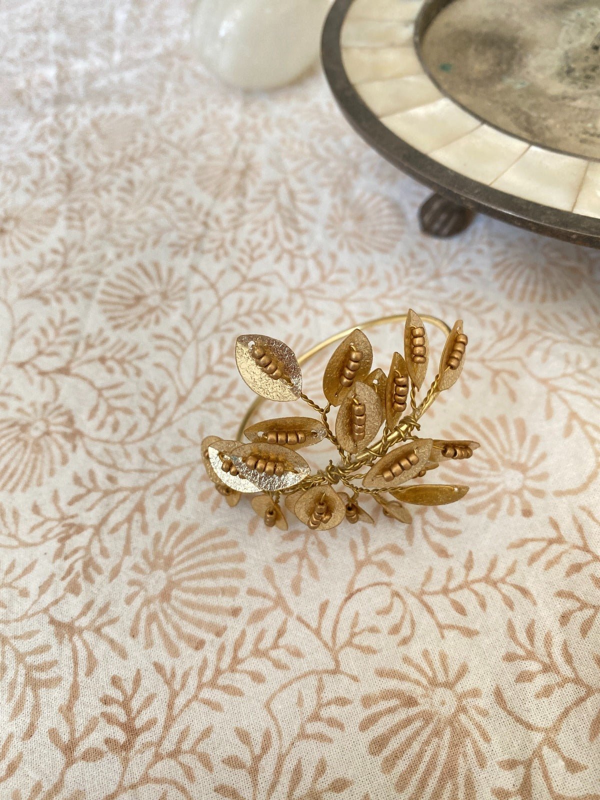 Napkin ring champagne