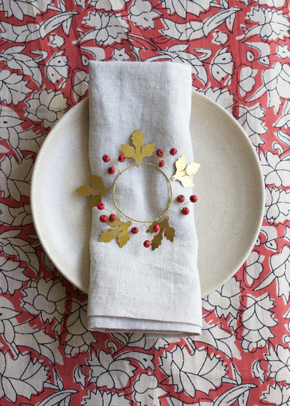 Napkin ring with red wooden beads
