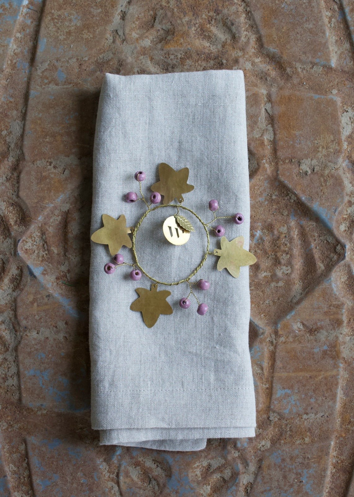 Rond de serviette perles en bois violet