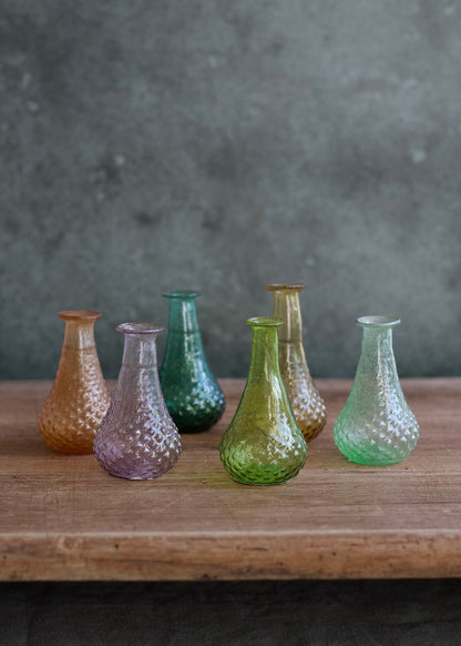 Kleine groene vaas van gerecycled glas
