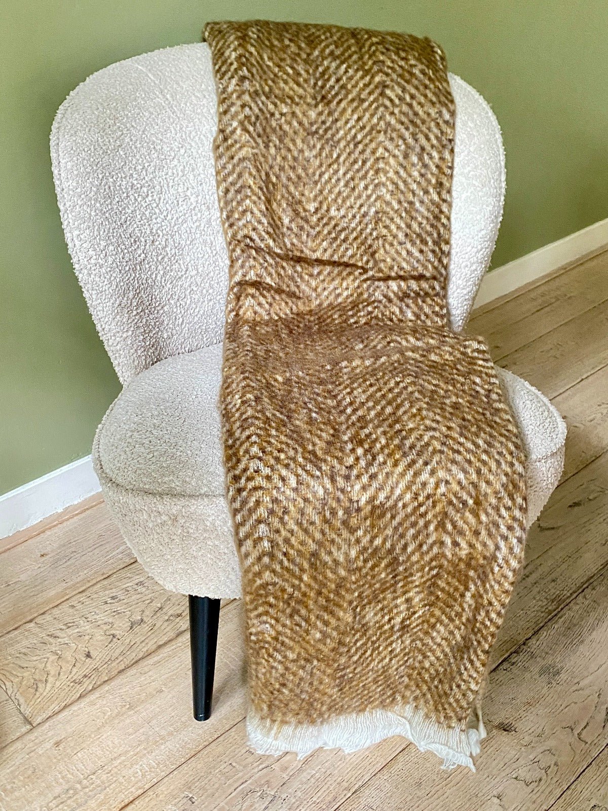 Throw mustard purple