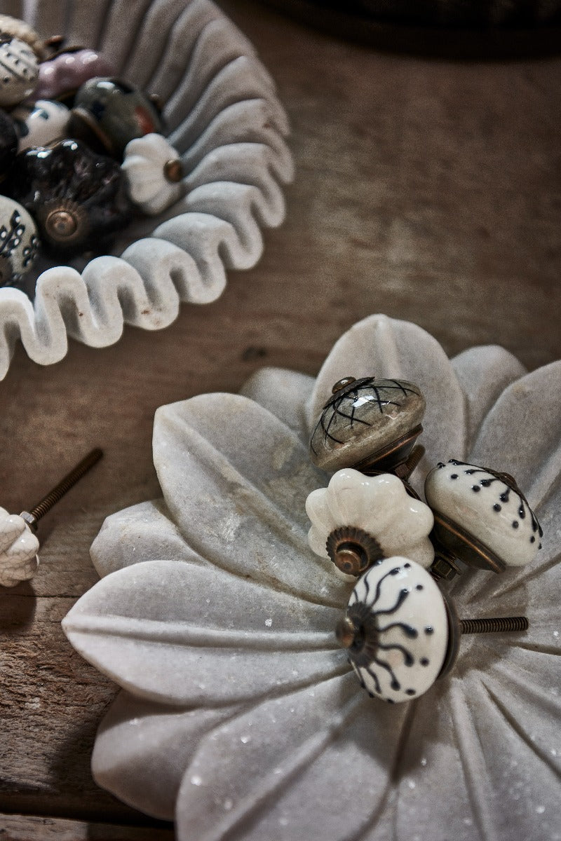 Ceramic Knob Black Flower