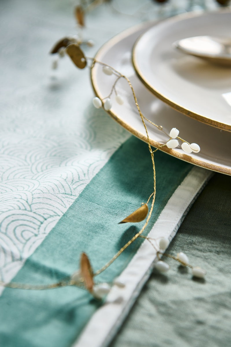 Garland Leafs And Pearls